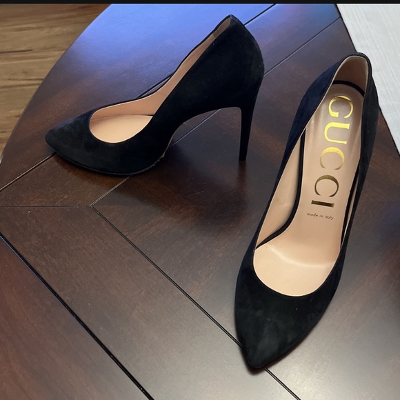 Gucci Suede Pumps - Picture 1 of 2